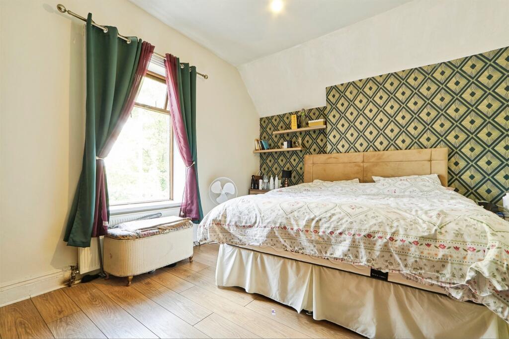 Additional image 10 of Daisy Hill Lane, Bradford