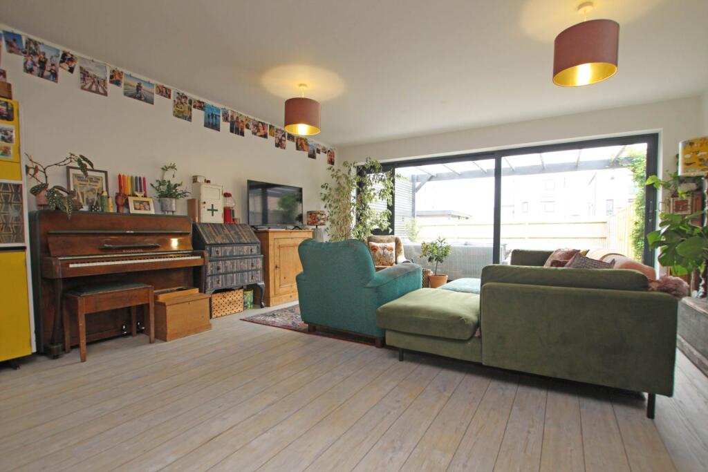 Additional image 13 of Macauley Drive, Eastbourne, BN23 5BU