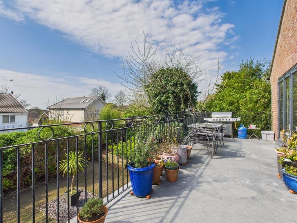 Additional image 31 of The Compts, Peacehaven