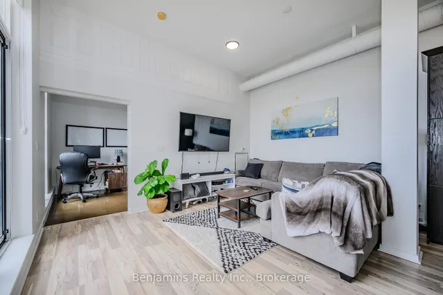 Additional image 12 of 410 King St Unit 609