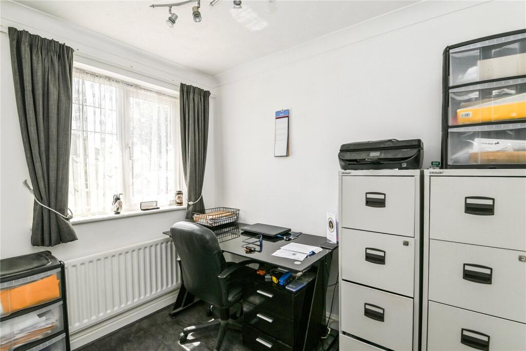 Additional image 16 of Velvet Lawn Road, New Milton, Hampshire, BH25