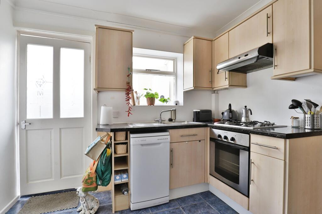 Additional image 9 of Nortoft Road, CHARMINSTER, Bournemouth, Dorset, BH8