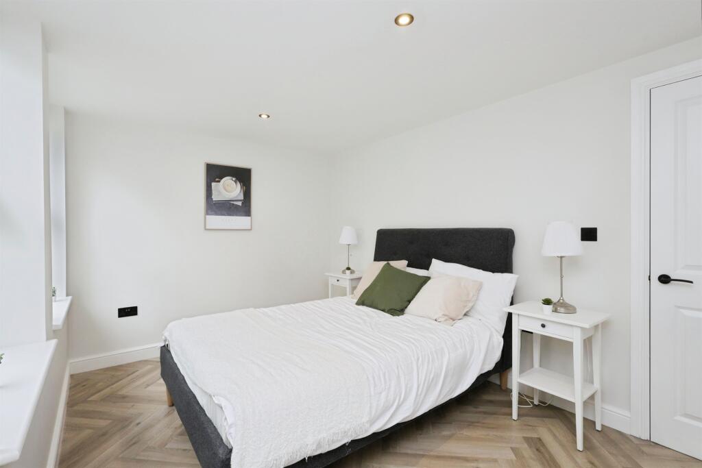 Additional image 4 of Grande Views, 25 Burlington Place, Eastbourne