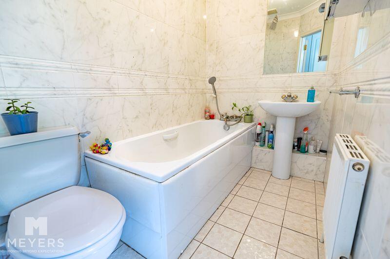 Additional image 9 of Bourne Banks, 20 Branksome Wood Road, Bournemouth, BH4