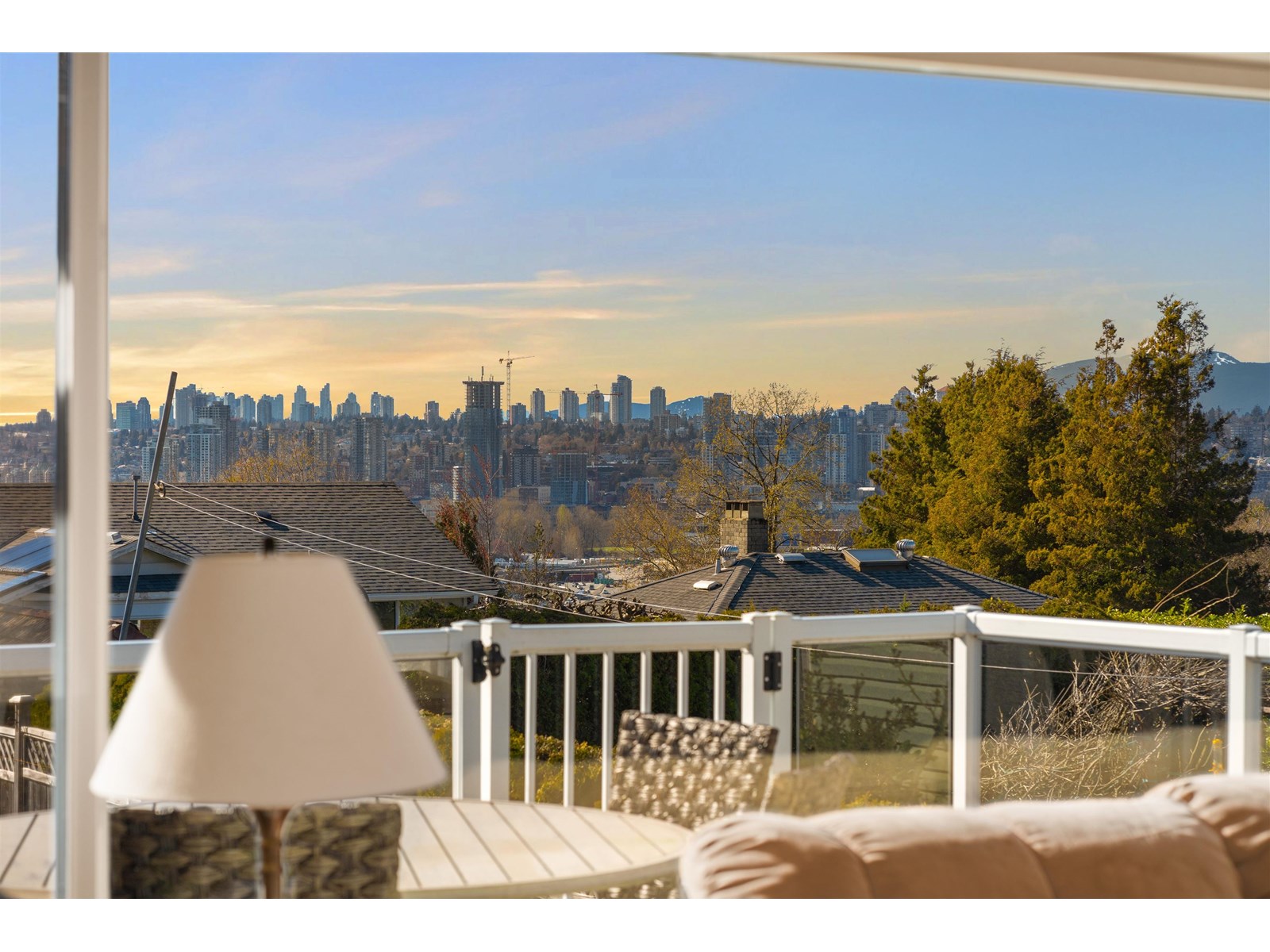 10257 125 STREET|Surrey, British Columbia V3V4Y5