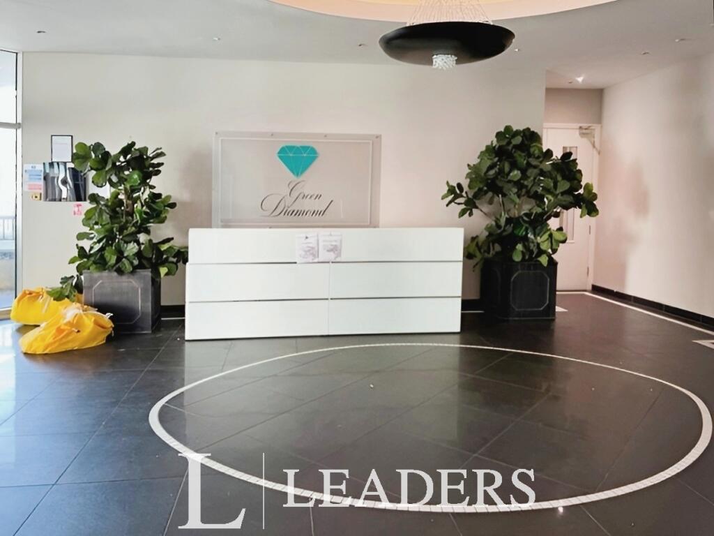 Additional image 7 of Green Diamond