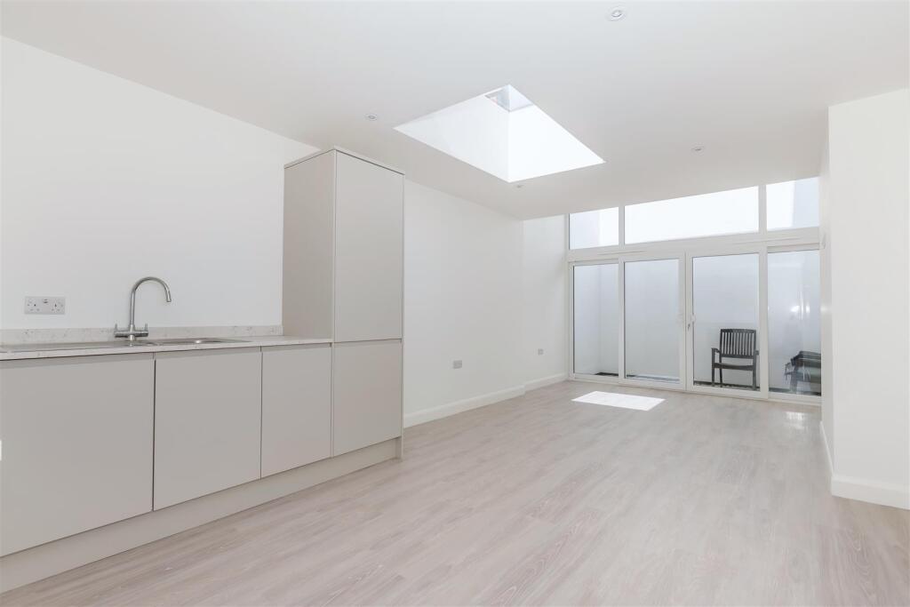 Additional image 5 of Northcourt Road, Worthing