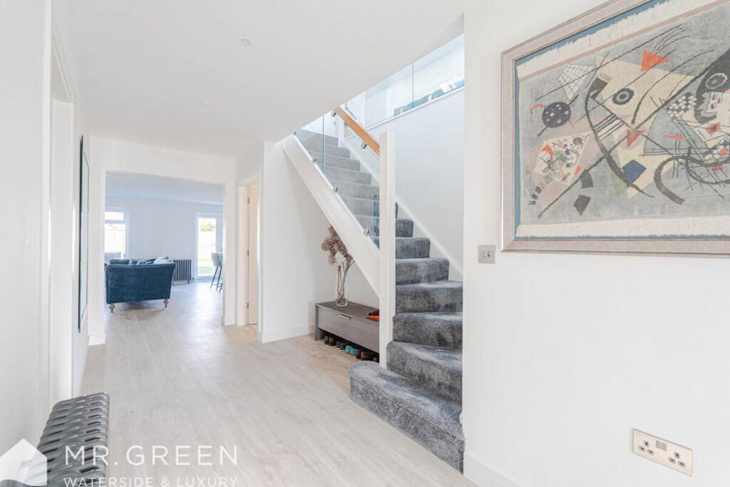 Additional image 15 of Essex Avenue, West Christchurch, BH23 2SF