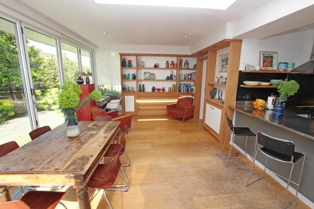 Additional image 15 of Holywell Close, Eastbourne, BN20 7RX