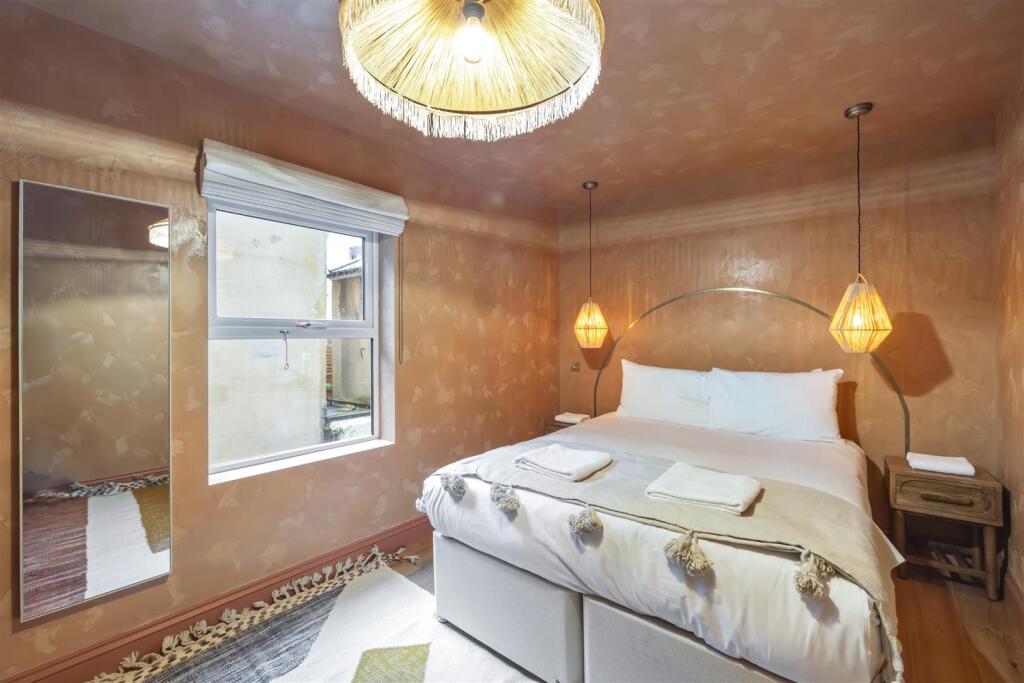 Additional image 7 of Queen Square, Brighton