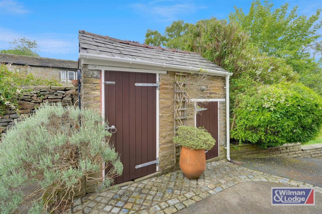 Additional image 31 of Green Lane, Glusburn