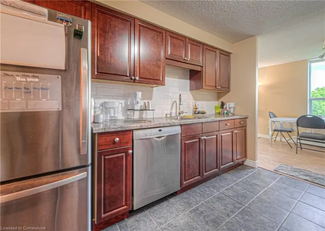 Additional image 7 of 35 Green Valley Dr Unit 1412