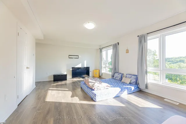 Additional image 40 of 49 Woodstream Dr