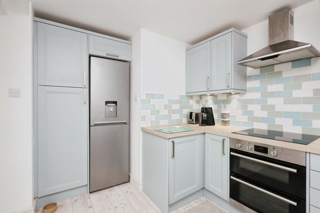 Additional image 4 of Castle Drive, Pevensey Bay, Pevensey