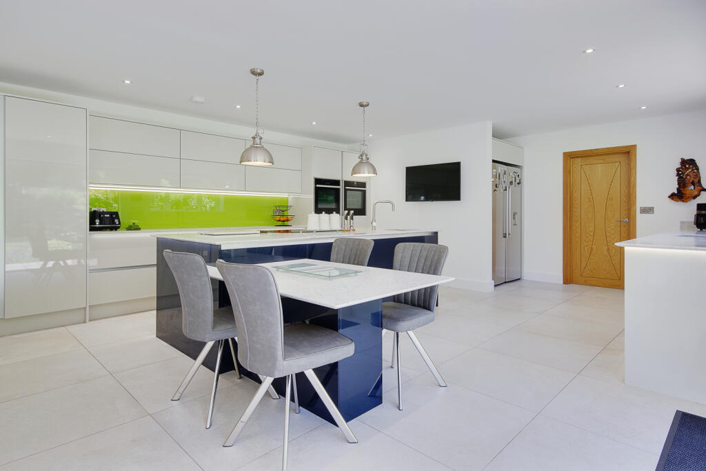 Additional image 10 of Avon Avenue, Ringwood, BH24