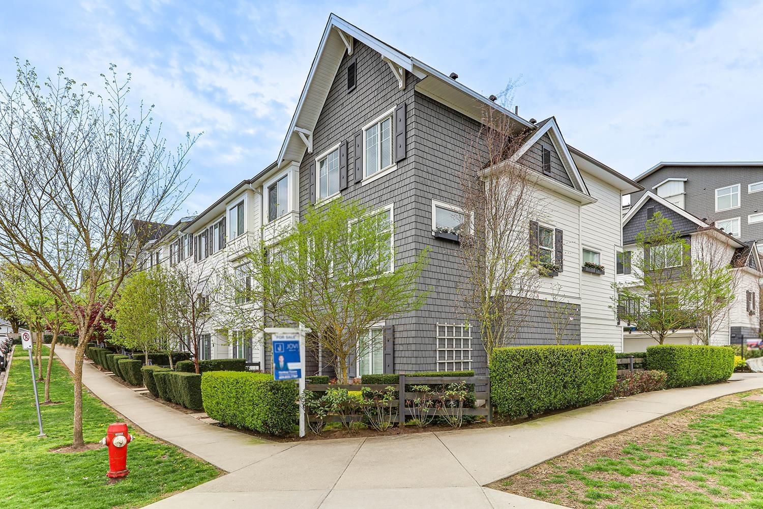 32 13636 81A AVENUE|Surrey, British Columbia V3W1H9