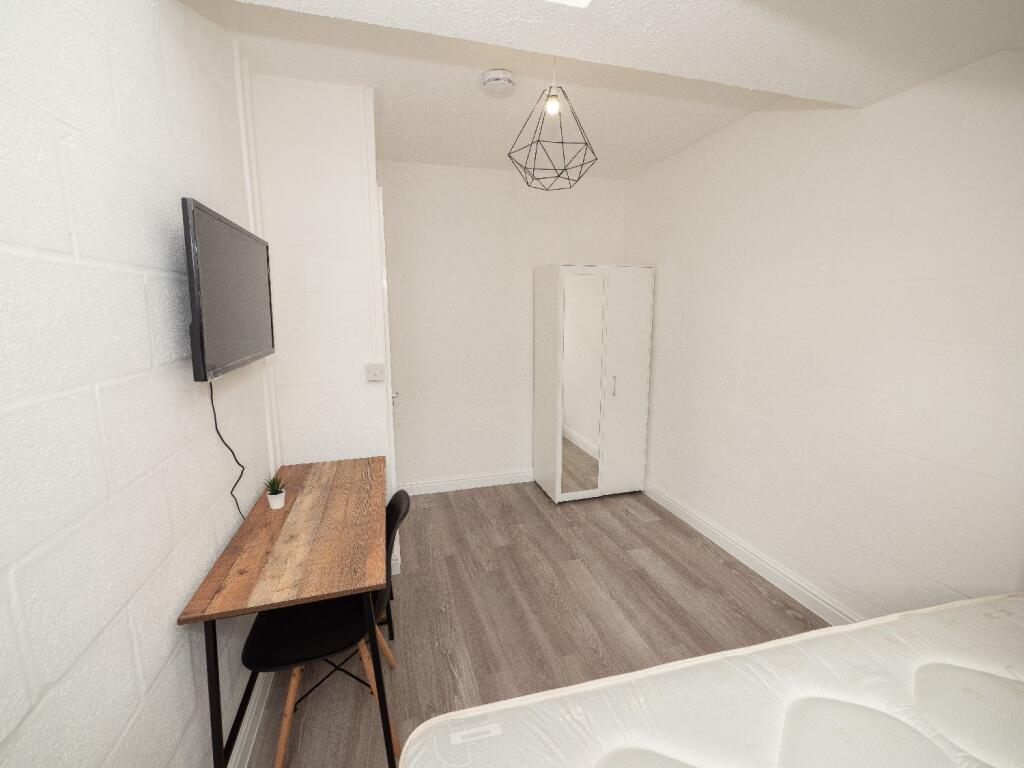 Additional image 19 of Raddlebarn Court, Selly Oak, Birmingham, West Midlands, B29