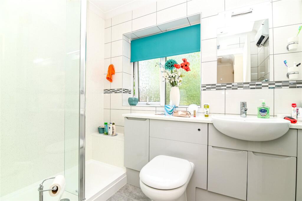 Additional image 7 of Lakeside Pines, Barrs Avenue, New Milton, Hampshire, BH25