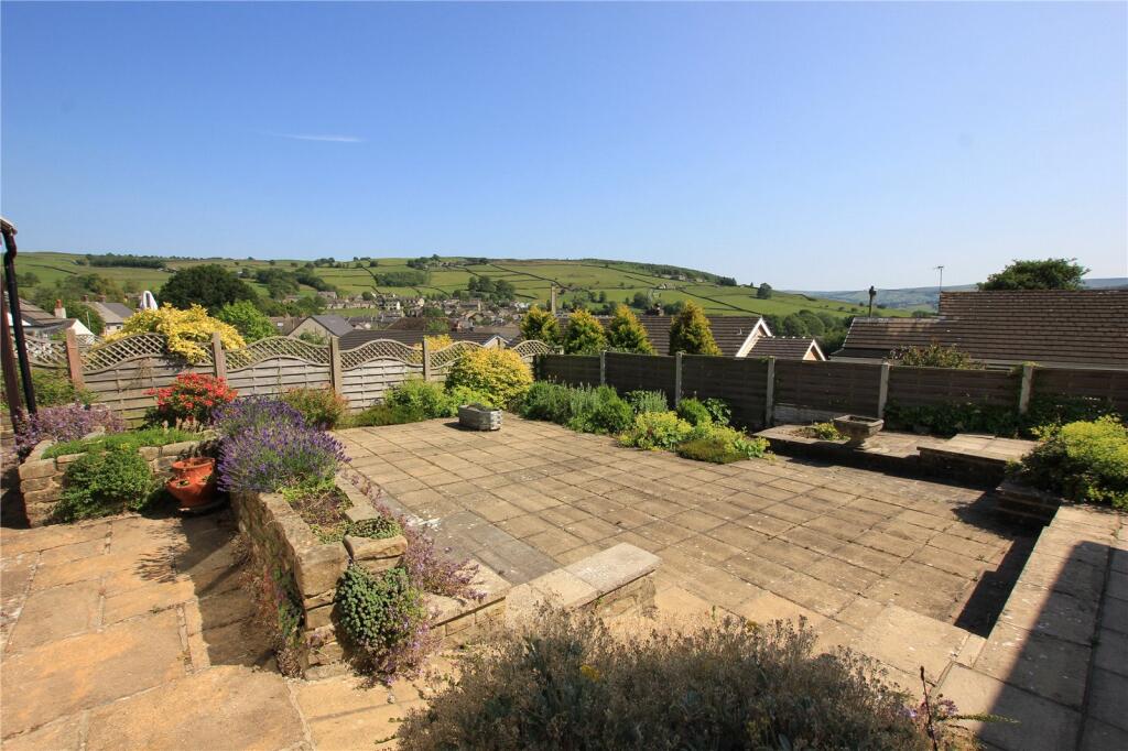 Additional image 2 of 8 Yew Tree Close, Bradley, North Yorkshire, BD20 9HZ