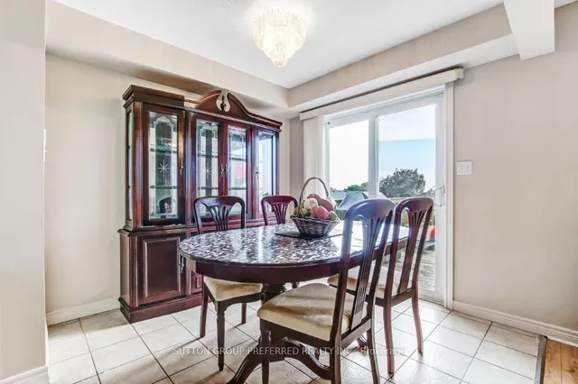 Additional image 7 of 187 Hollyridge Cres