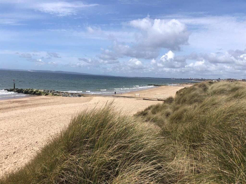 Additional image 10 of Riverbank, Wick Lane