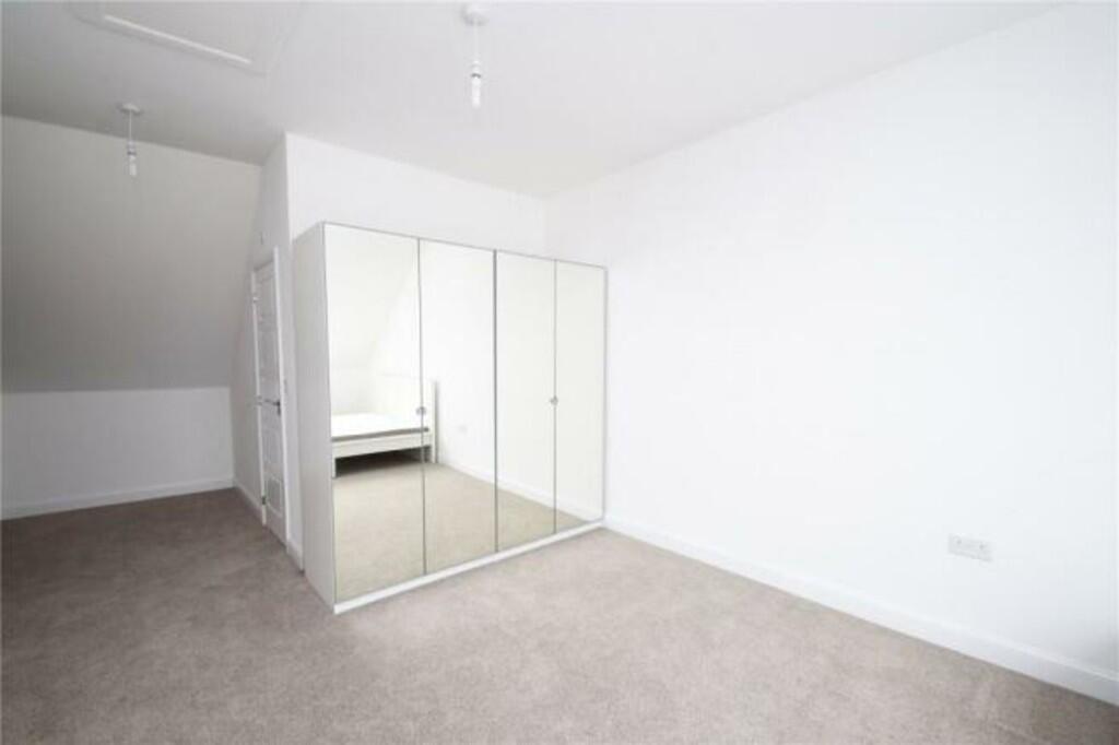 Additional image 10 of Staincliffe Drive, Keighley