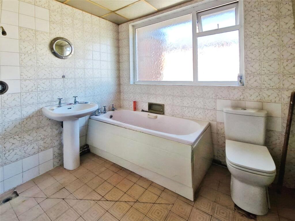 Additional image 8 of Holcombe Crescent, Kearsley, Bolton, Greater Manchester, BL4