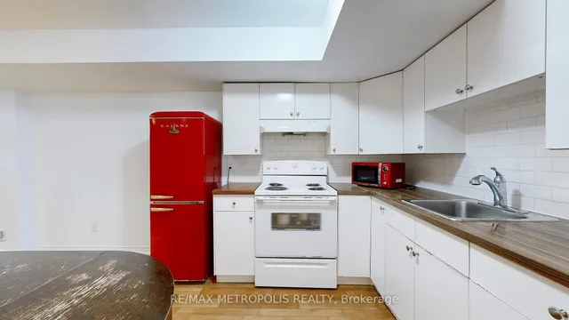 Additional image 35 of 301 Cook Rd