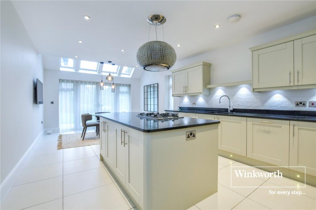 Additional image 27 of Dormy Crescent, Ferndown, Dorset, BH22