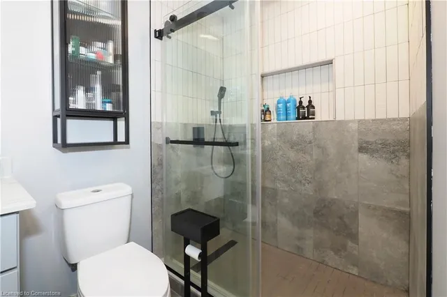 Additional image 26 of 218 Greenbrook Dr