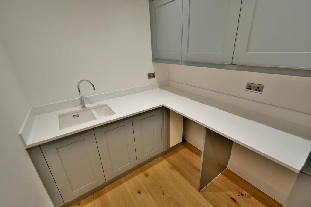 Additional image 7 of Woodside Close, Ferndown, BH22