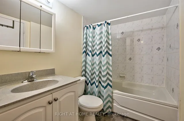 Additional image 10 of 1001 Bay St Unit 1110