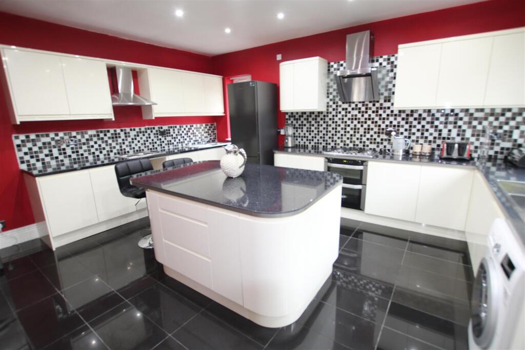 Additional image 6 of Coniston Grove, Heaton, Bradford