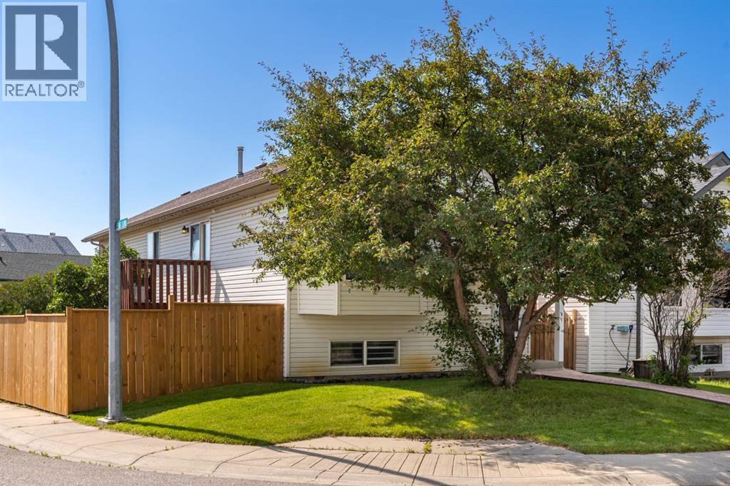 65 Erin Circle SE|Calgary, Alberta T2B3H9