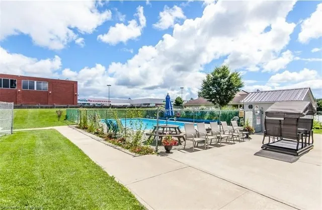 Additional image 27 of 24 Midland Dr Unit 303