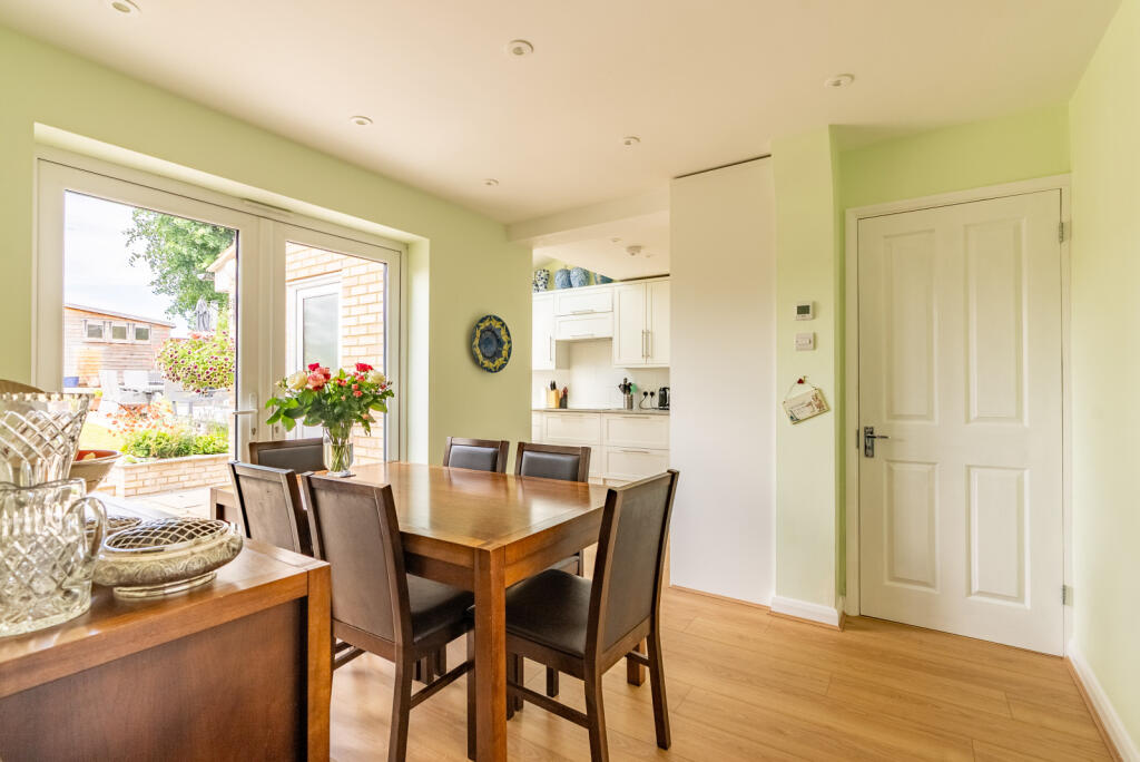 Additional image 6 of Saberton Close, Redbourn, St. Albans, Hertfordshire, AL3