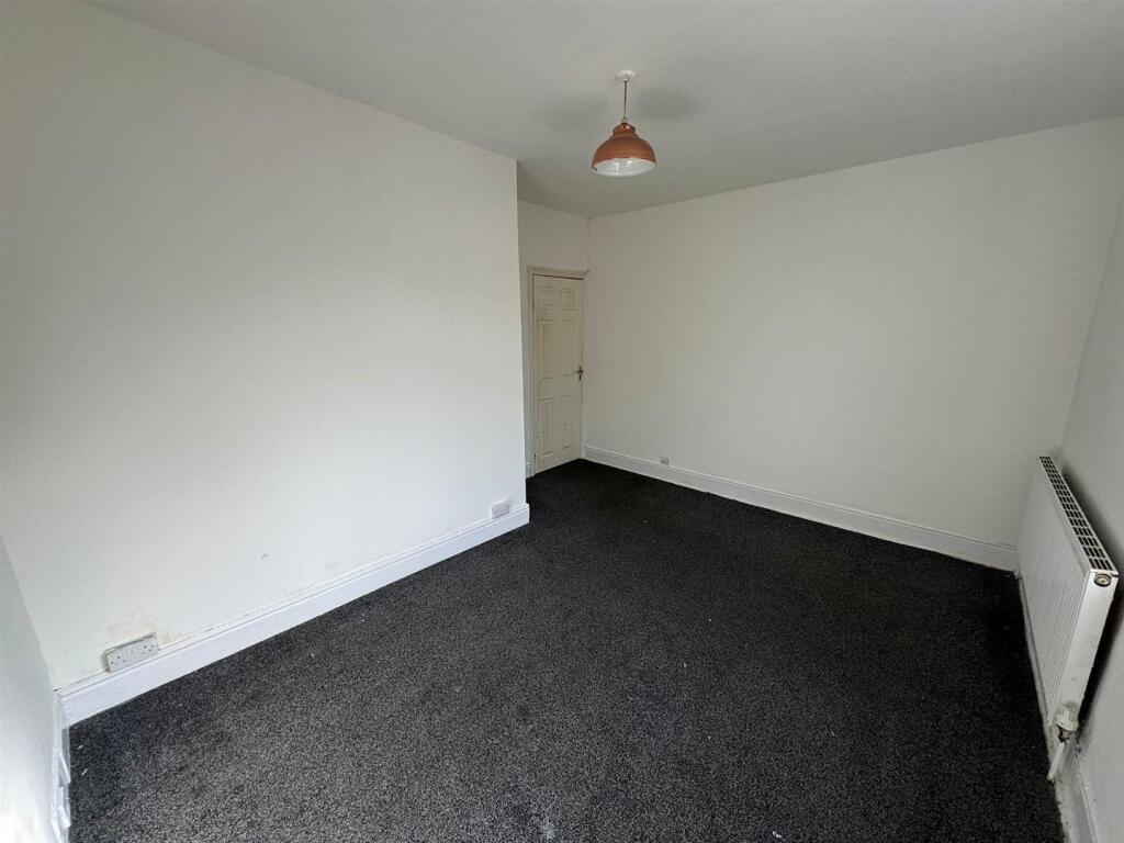 Additional image 10 of Staveley Road