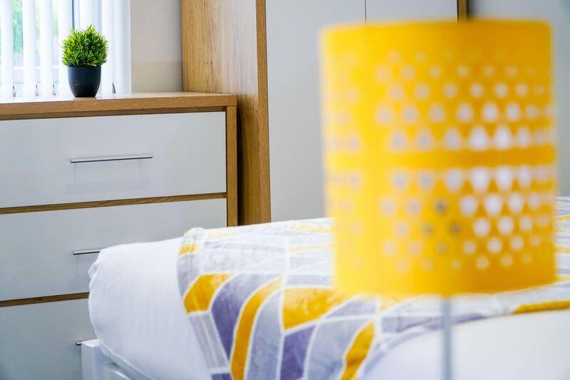 Additional image 4 of Room 2