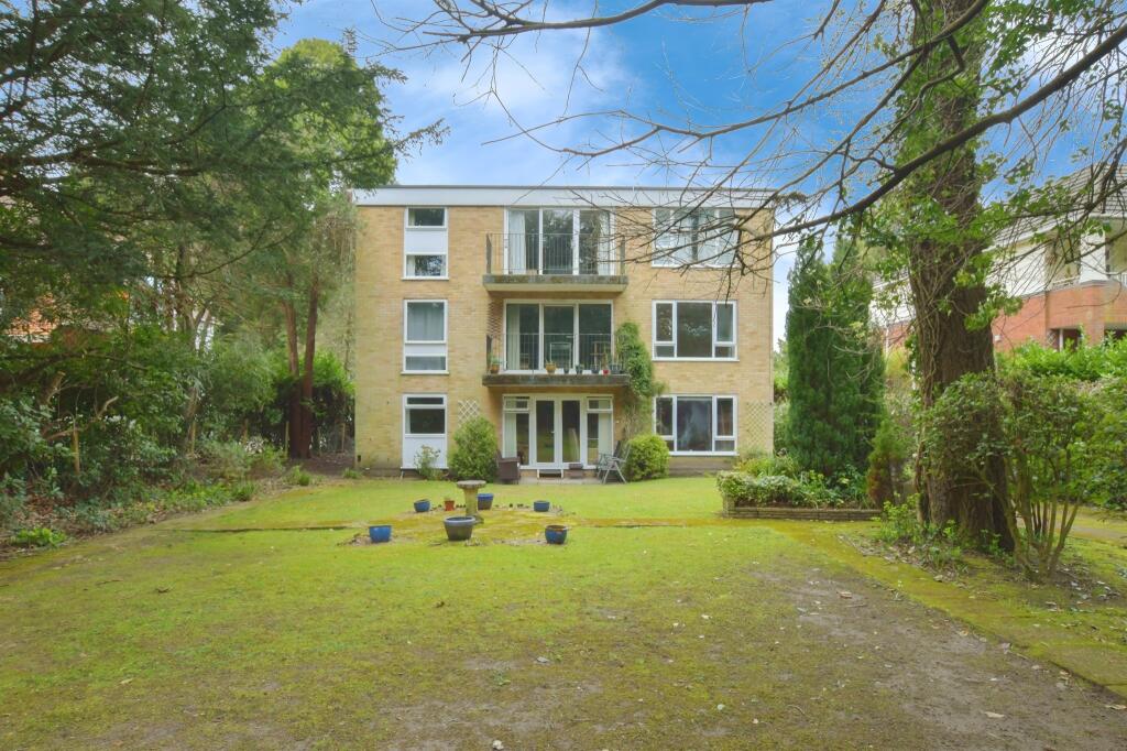 Brunstead Road, Westbourne