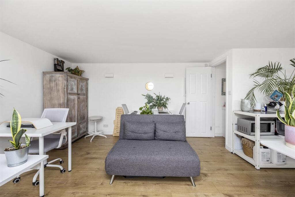 Additional image 17 of Westfield Crescent, Patcham, Brighton