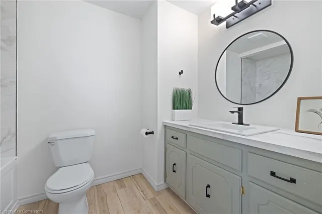 Additional image 21 of 5 Uxbridge Cres