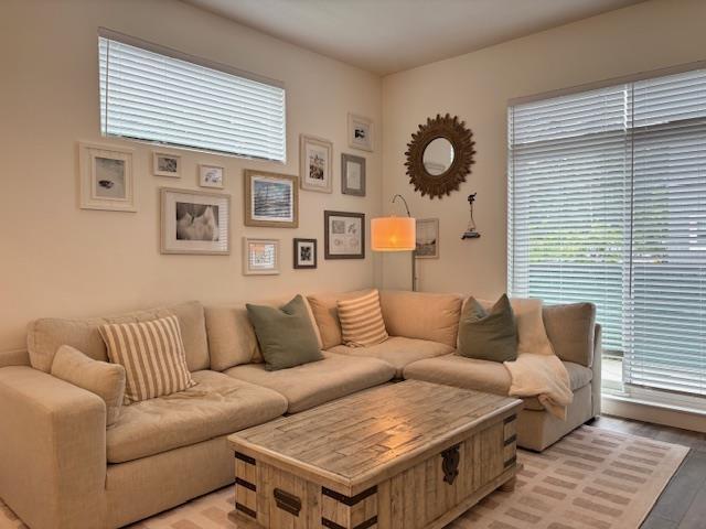 1 16678 25 AVENUE|Surrey, British Columbia V3Z0Z2