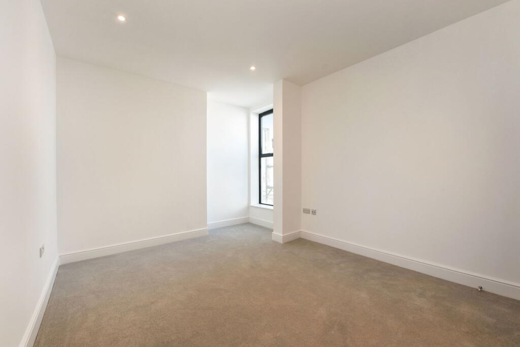 Additional image 7 of 117 Marine Parade, Worthing, West Sussex, BN11 3QQ