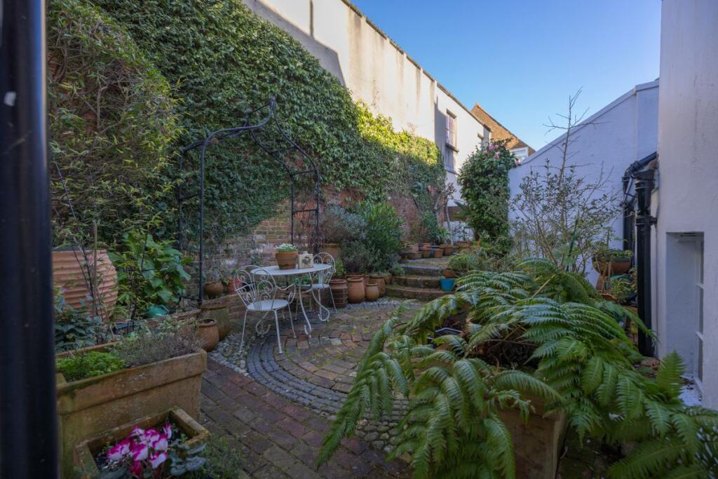 Additional image 17 of South Street, Eastbourne