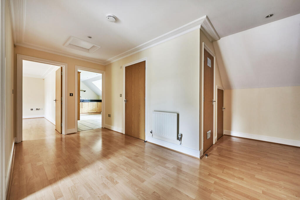 Additional image 12 of Trevelyan Place, St Stephens Hill, St Albans, Herts, AL1