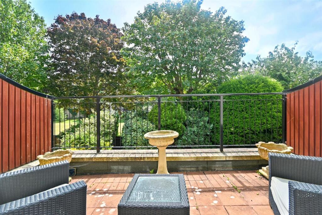 Additional image 6 of Jevington Gardens, Eastbourne