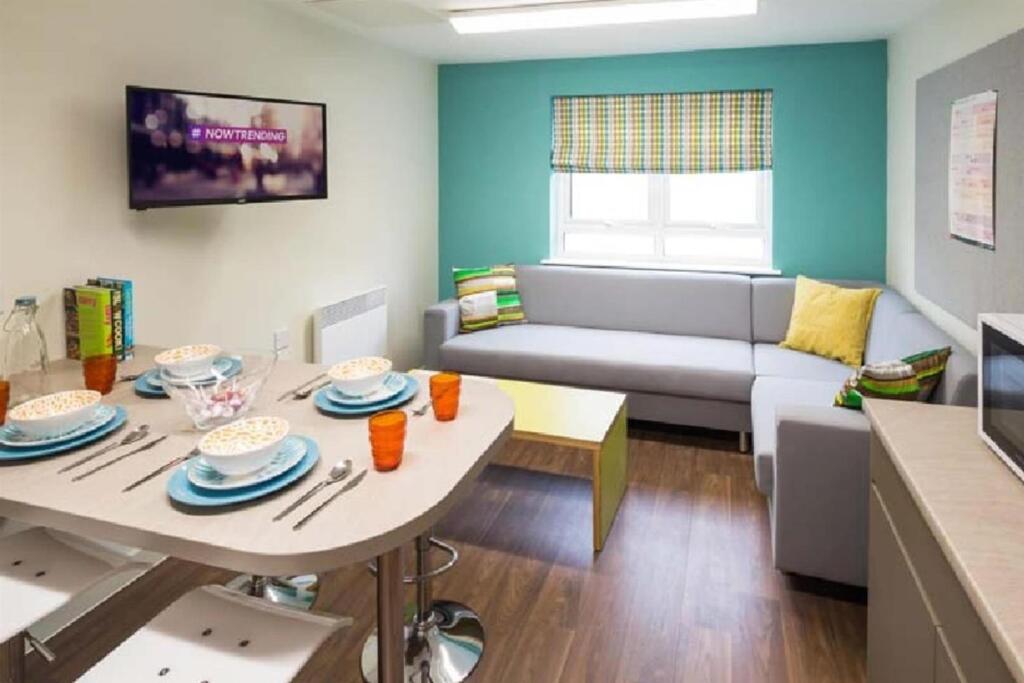 Additional image 6 of Birmingham | Student | September | B29