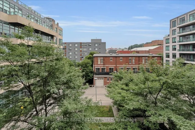 Additional image 9 of 380 Macpherson Ave Unit 317