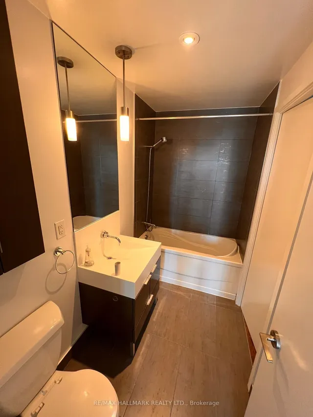 Additional image 7 of 110 Charles St Unit 3105