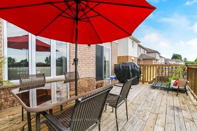 Additional image 10 of 187 Hollyridge Cres